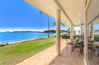 Book Salamander Bay Accommodation Vacations Sydneys Hotel Sydneys Hotel