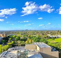 Deluxe  Central Park  4B2B APT  BoxHill  Panorama - Sydneys Hotel