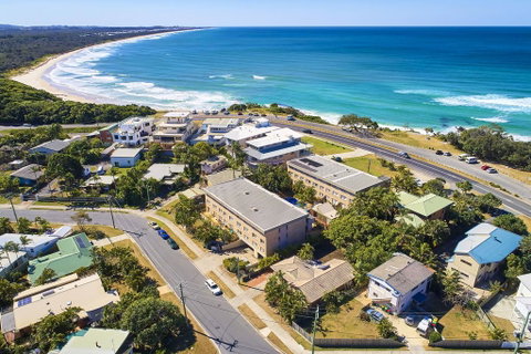 Diamond Beach Resort - Sydneys Hotel 0