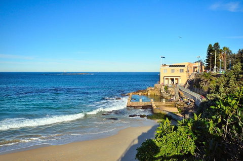 Dive Hotel - Sydneys Hotel 0