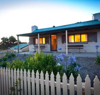 Donington Cottage Lincoln National Park - Sydneys Hotel