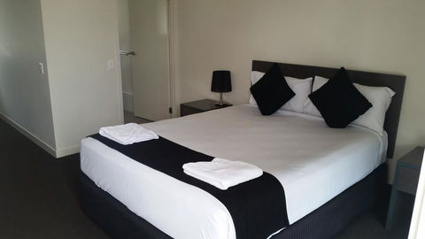Dooleys Tavern And Motel Capella - Sydneys Hotel 0