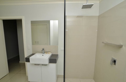 Doze On Green - Sydneys Hotel 3