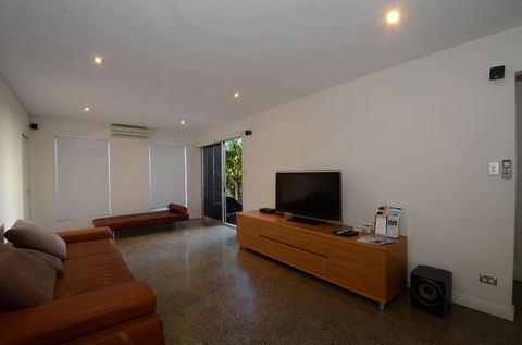 Dream Catcher Beach House - Shellharbour - Sydneys Hotel 3