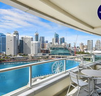 DREAM HARBOUR VIEW 2 BRM // GYM POOL and PARKING - Sydneys Hotel