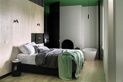 Drift House - Sydneys Hotel 0
