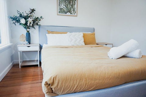 Dromana Beach House - Sydneys Hotel 1
