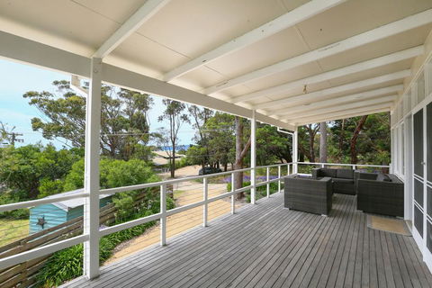 DROMANA BEACH SHACK... - Sydneys Hotel 0