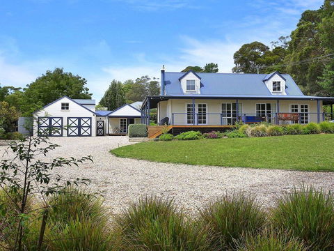 Duncraig House - Open Fireplace, Spa, Pet Friendly - Sydneys Hotel 0
