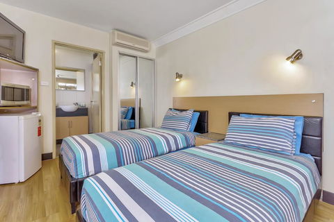 Econo Lodge Karratha - Sydneys Hotel 2