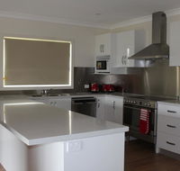 Elm Cottage - Sydneys Hotel