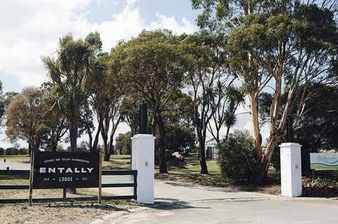 Entally Lodge - Sydneys Hotel 1