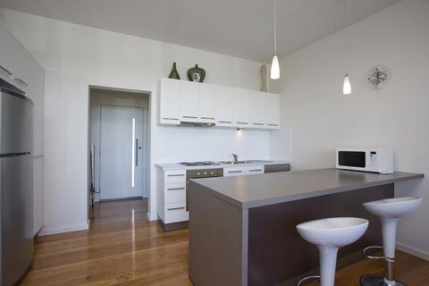 Exclusive Anglesea River Beach Apartment - Sydneys Hotel 1