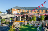 Book Figtree Accommodation Vacations Sydneys Hotel Sydneys Hotel