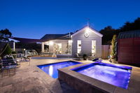 Book Daylesford Accommodation Vacations Sydneys Hotel Sydneys Hotel
