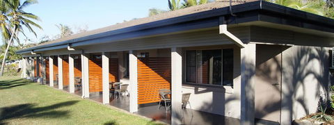 Forrest Beach Hotel/motel - Sydneys Hotel 1