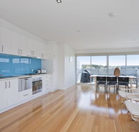 Four Kings Apartment - Deluxe 2br 3 - Sydneys Hotel