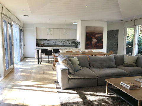 Franklin Hideaway - Sydneys Hotel 2