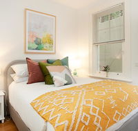 Funky Inner West Studio with Patio 20 Min from CBD - Sydneys Hotel