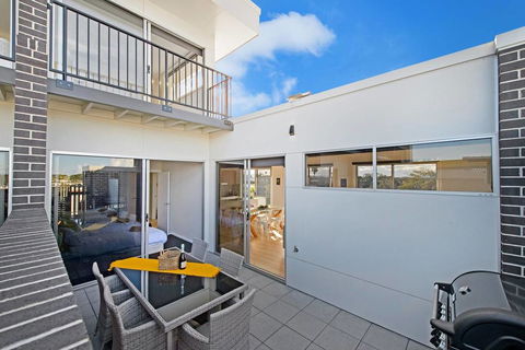 G149 Apartment 4 - Sydneys Hotel 2