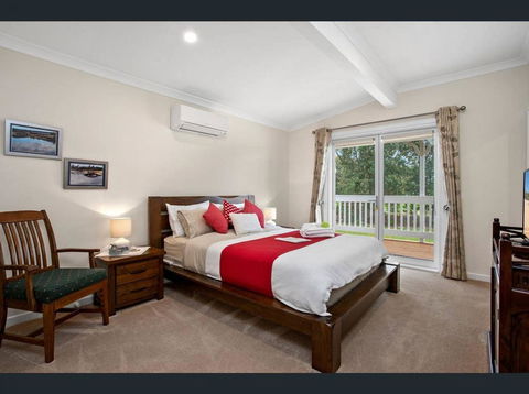 GALBRAITH BEACH STUDIO 3 - Sydneys Hotel 1