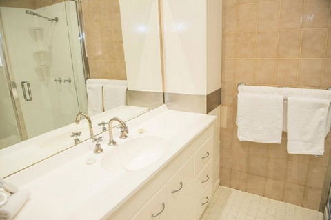 Garden City Motor Inn - Sydneys Hotel 3