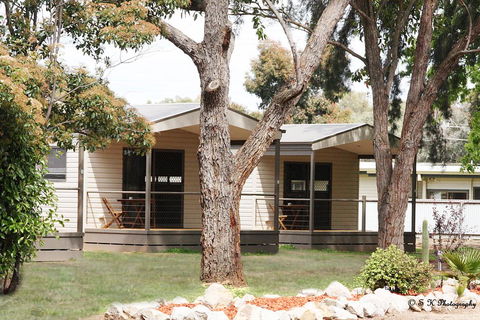 Gardenview - Sydneys Hotel 1