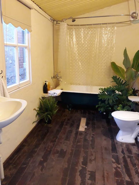 Gawler Heritage Accommodation - Sydneys Hotel 1