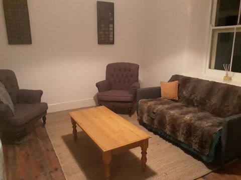 Gawler Heritage Accommodation - Sydneys Hotel 3