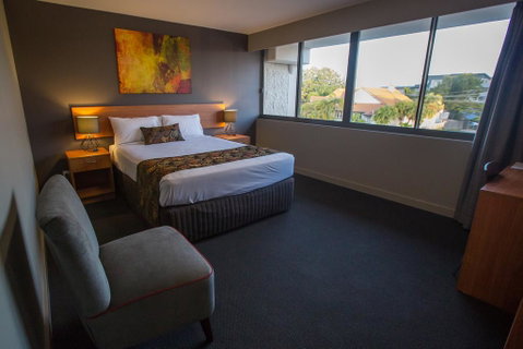 Gladstone Reef Hotel Motel - Sydneys Hotel 1