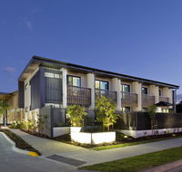 Glen Hotel and Suites - Sydneys Hotel