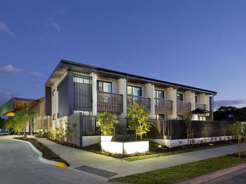 Glen Hotel And Suites - Sydneys Hotel 0