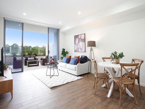 GOLF LOVERS RETREAT-Long/Short Term Lets AVL: L'Abode - Sydneys Hotel 0