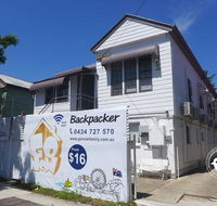 Gonow Family Backpackers Hostel - Sydneys Hotel