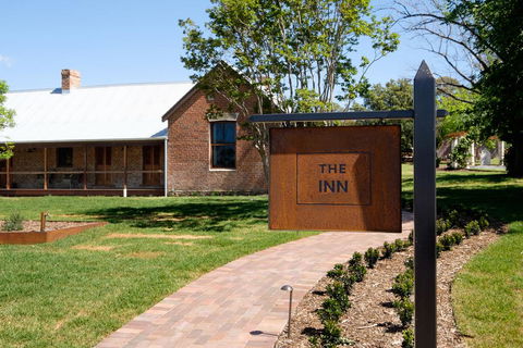 Goonoo Goonoo Station - Sydneys Hotel 3