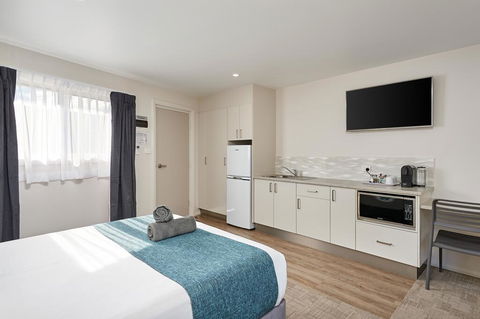 Gundagai Tourist Suites - Sydneys Hotel 1