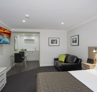 Hamilton Lonsdale Motel - Sydneys Hotel