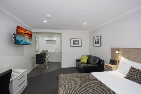 Hamilton Lonsdale Motel - Sydneys Hotel 0