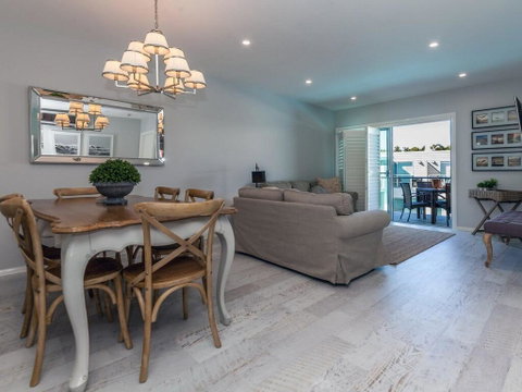Hamptons Retreat @ Unit 259A Pacific Blue - Sydneys Hotel 0