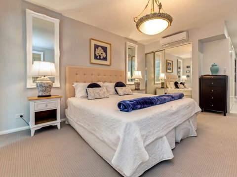 Hamptons Retreat @ Unit 259B Pacific Blue - Sydneys Hotel 1