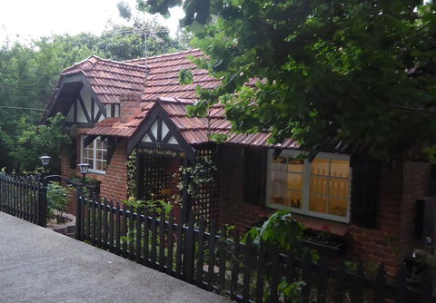 High View Cottage - Sydneys Hotel 2