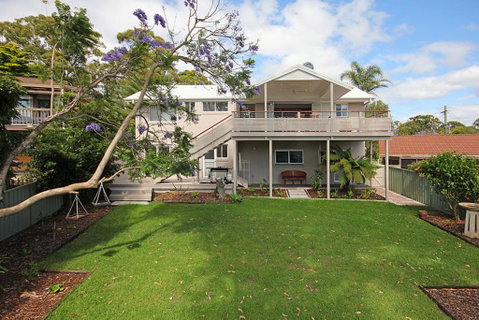 HILLTOP HAVEN In MOLLYMOOK - Sydneys Hotel 0