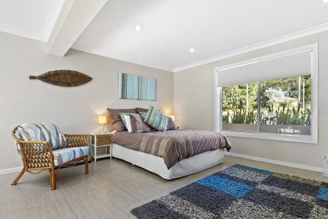 HILLTOP HAVEN In MOLLYMOOK - Sydneys Hotel 2