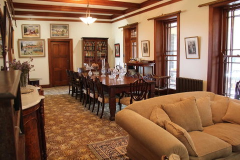 Historic Merryville Homestead - Sydneys Hotel 2
