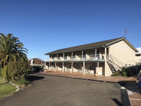 Holiday Lodge Motor Inn - Sydneys Hotel 3
