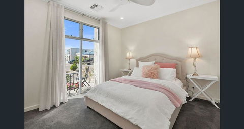 Holiday Vista Wallaroo - Sydneys Hotel 2