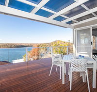 Home On the Water 21 Evans St Lake Conjola - Sydneys Hotel