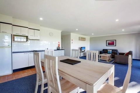 Horizons Golf Club, Villa 126 - Sydneys Hotel 2