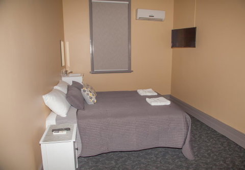 Hotel Cessnock - Sydneys Hotel 1