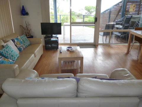 Island View 2 - Sydneys Hotel 3